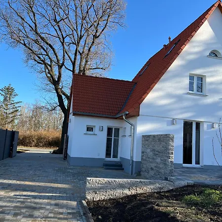 Daire Constanze Muecheln Am Geiseltalsee Fuer Bis Zu 6 Personen, Terrasse, Garage Stobnitz
