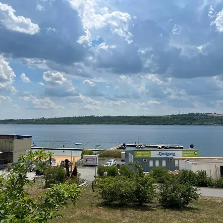 Constanze Muecheln Am Geiseltalsee Fuer Bis Zu 6 Personen, Terrasse, Garage Stobnitz